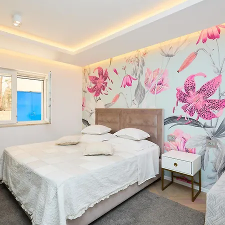 Daire Insula Luxury