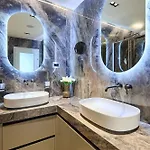 Insula Luxury
